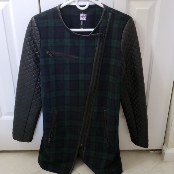 WALTER BAKER PLAID COAT! - Picture 1 of 5